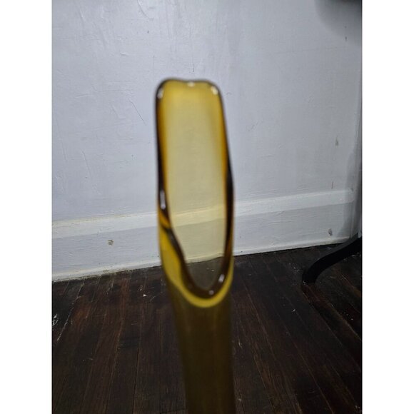Vintage Viking Glass 6-Petal Light Gold Amber Swung Glass Vase MCM 23" - Picture 14 of 16